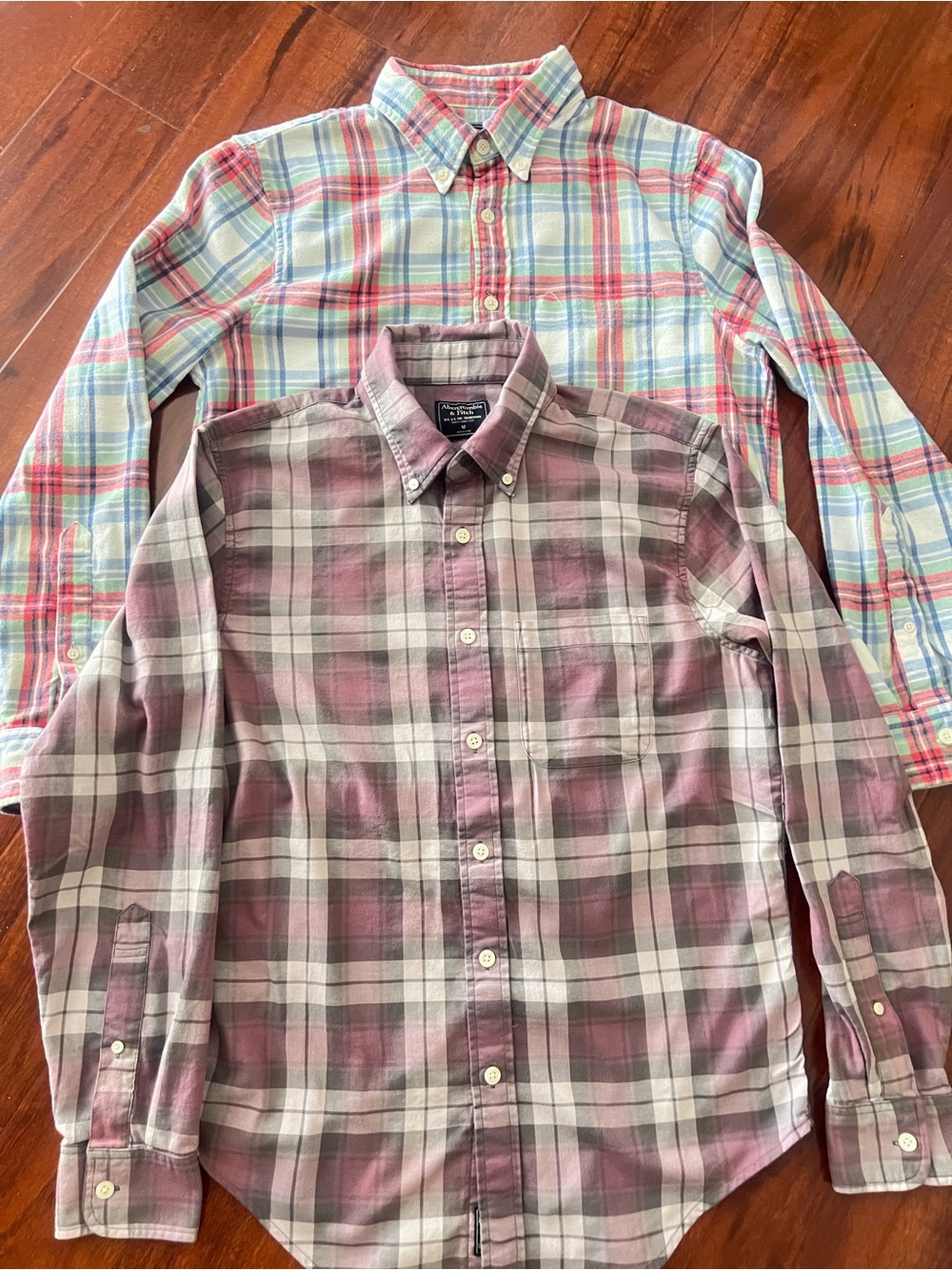 Abercrombie & Fitch plaid long sleeve button-down shirt